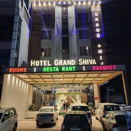 Oaktel Hotel Grand Shiva Near Ganga Ghat Haridwār Exterior foto